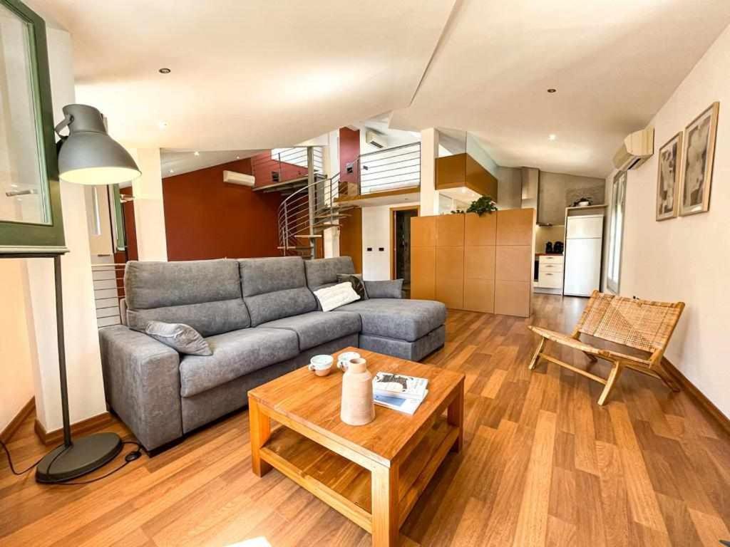 Loft Cort Reial Atico In The Heart Of The Old Town Leilighet Girona Eksteriør bilde